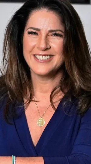Christiane Pelajo